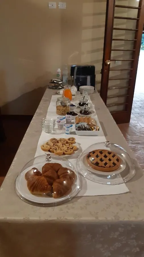 La Locanda Nel Frutteto Rovereto sulla Secchia Bed & Breakfast
