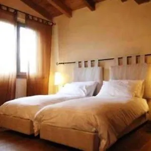 4* Aparthotel Borgo Pianello Holiday Homes&winery