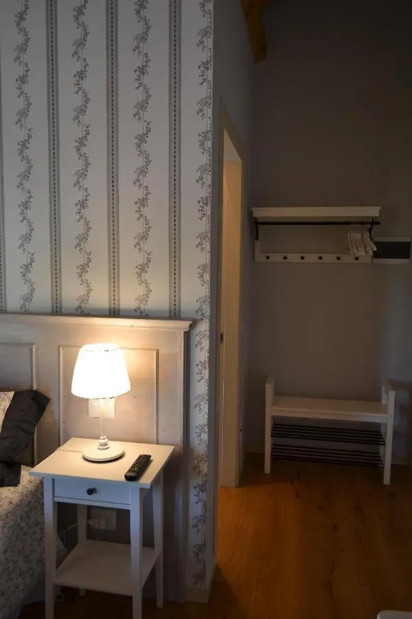 La Locanda Nel Frutteto Rovereto sulla Secchia 0*,  Italy